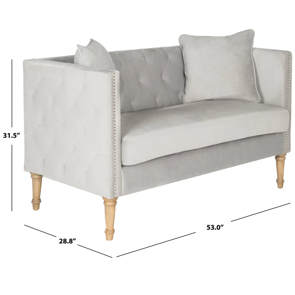 Grey Tufted Settee With Pillows V622