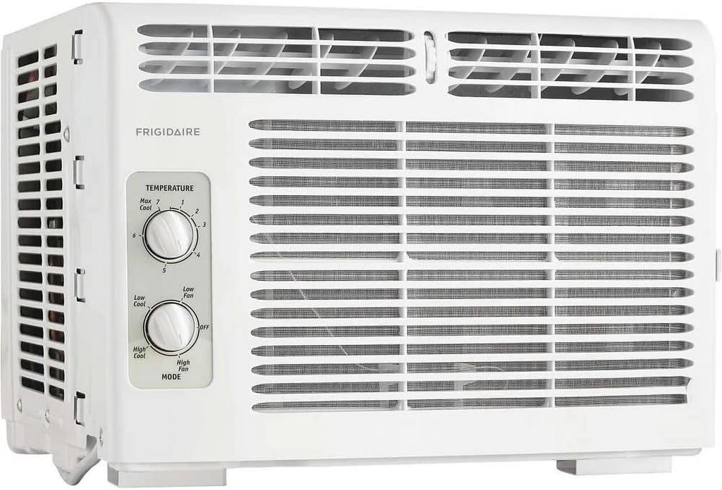 White 5000 BTU Window Air Conditioner U809
