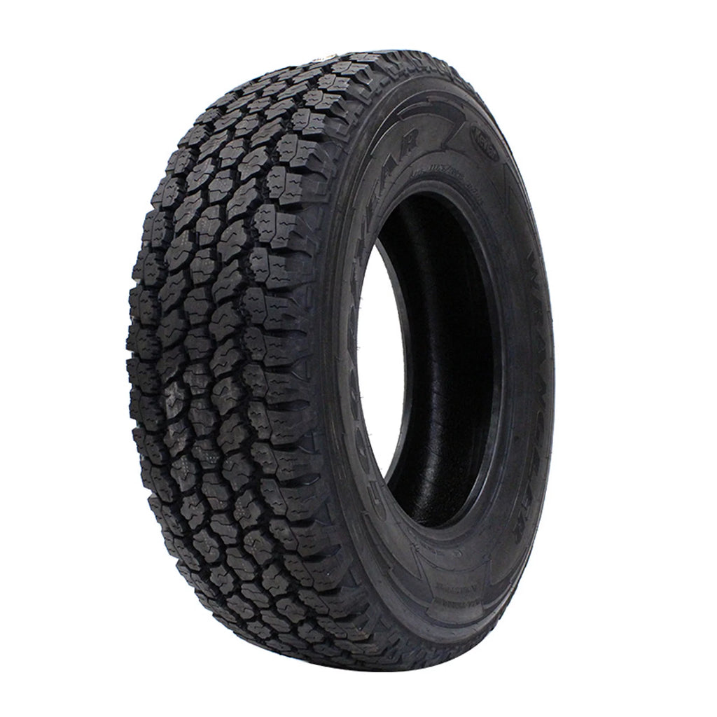 All Terrain LT265/70R17 Light Truck Tire Q8595