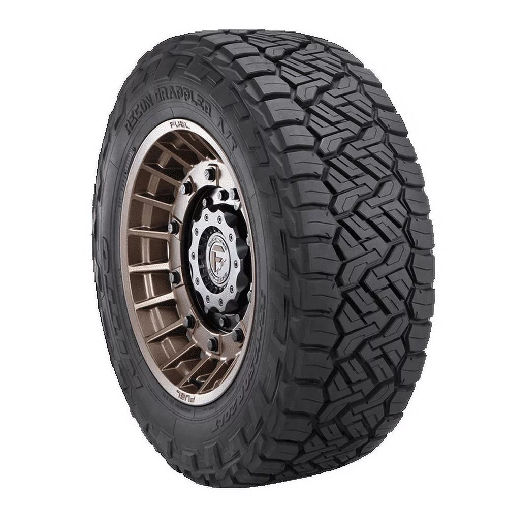 LT255/80R17 E 123/120R Tire L81745