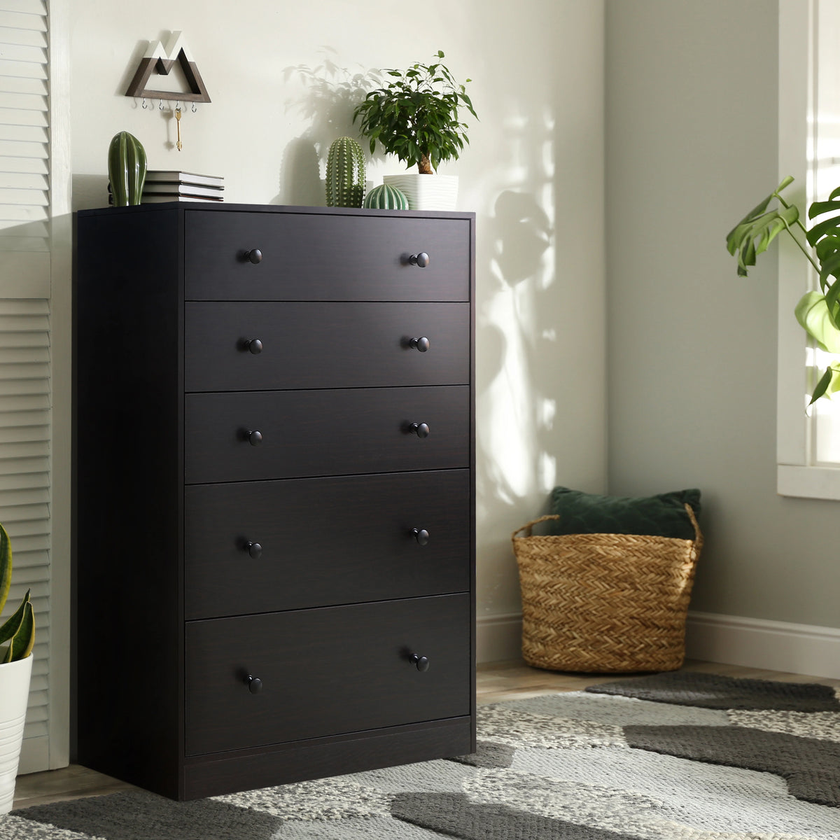 White 5 Drawer Dresser Z6864