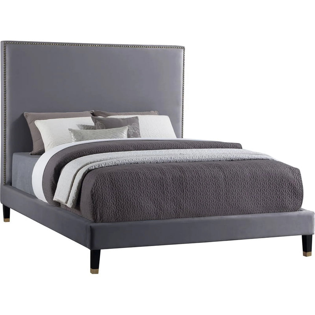 Gray Velvet King Bed U915937