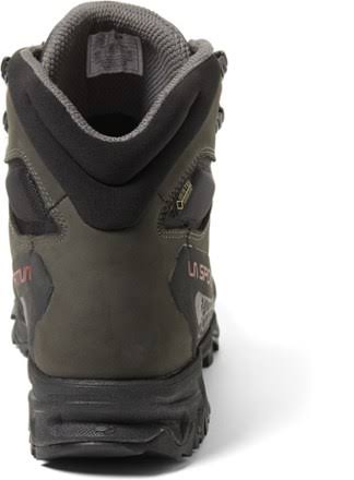 Men's Wide High GTX Hiking Boots B41839