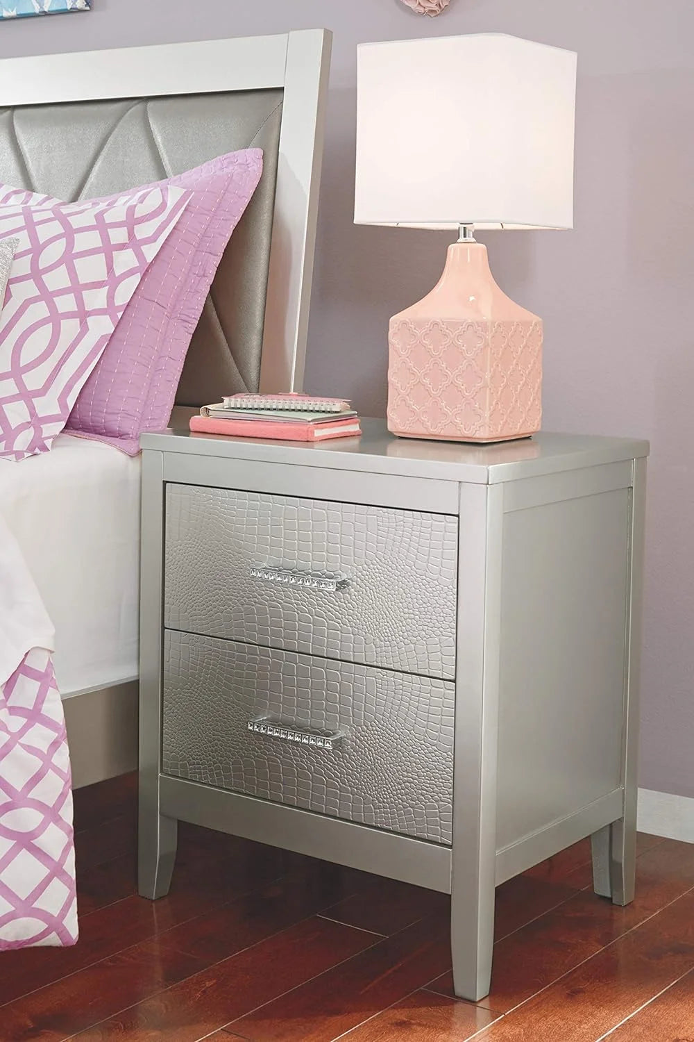 2 Drawer Nightstand with Faux Shagreen Drawer Fronts Q106